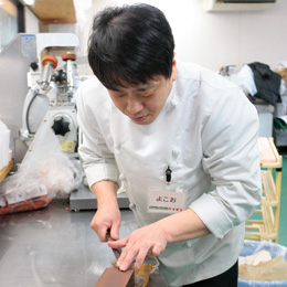 横尾精肉部門バイヤー3